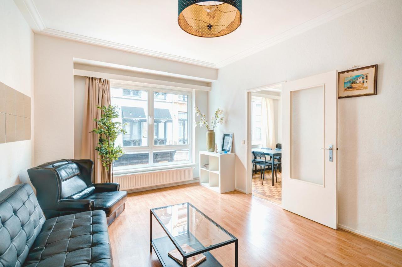 Lucky Lambert Apartment *